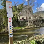 Perles De La Cascade *